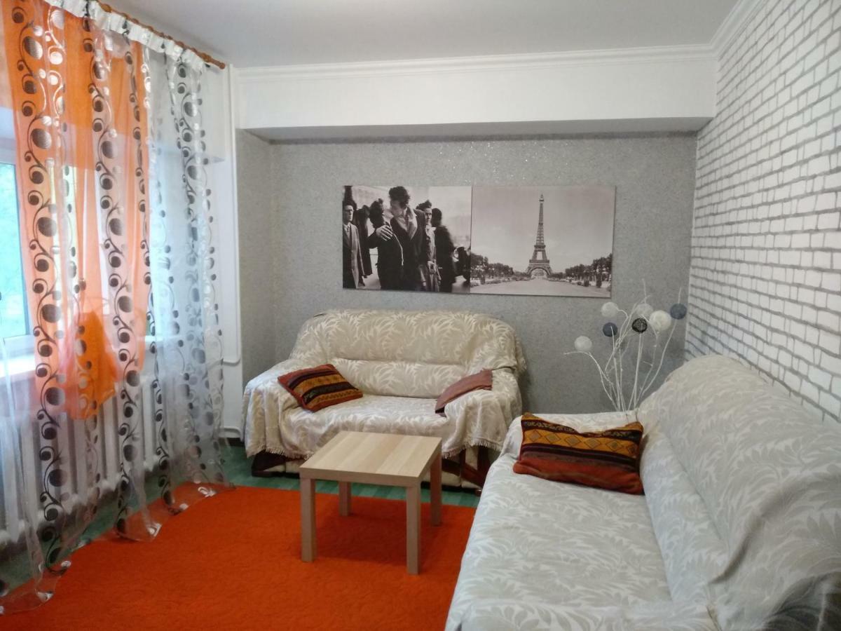 Nice Apartment On Samal 1 Alma-Ata Buitenkant foto